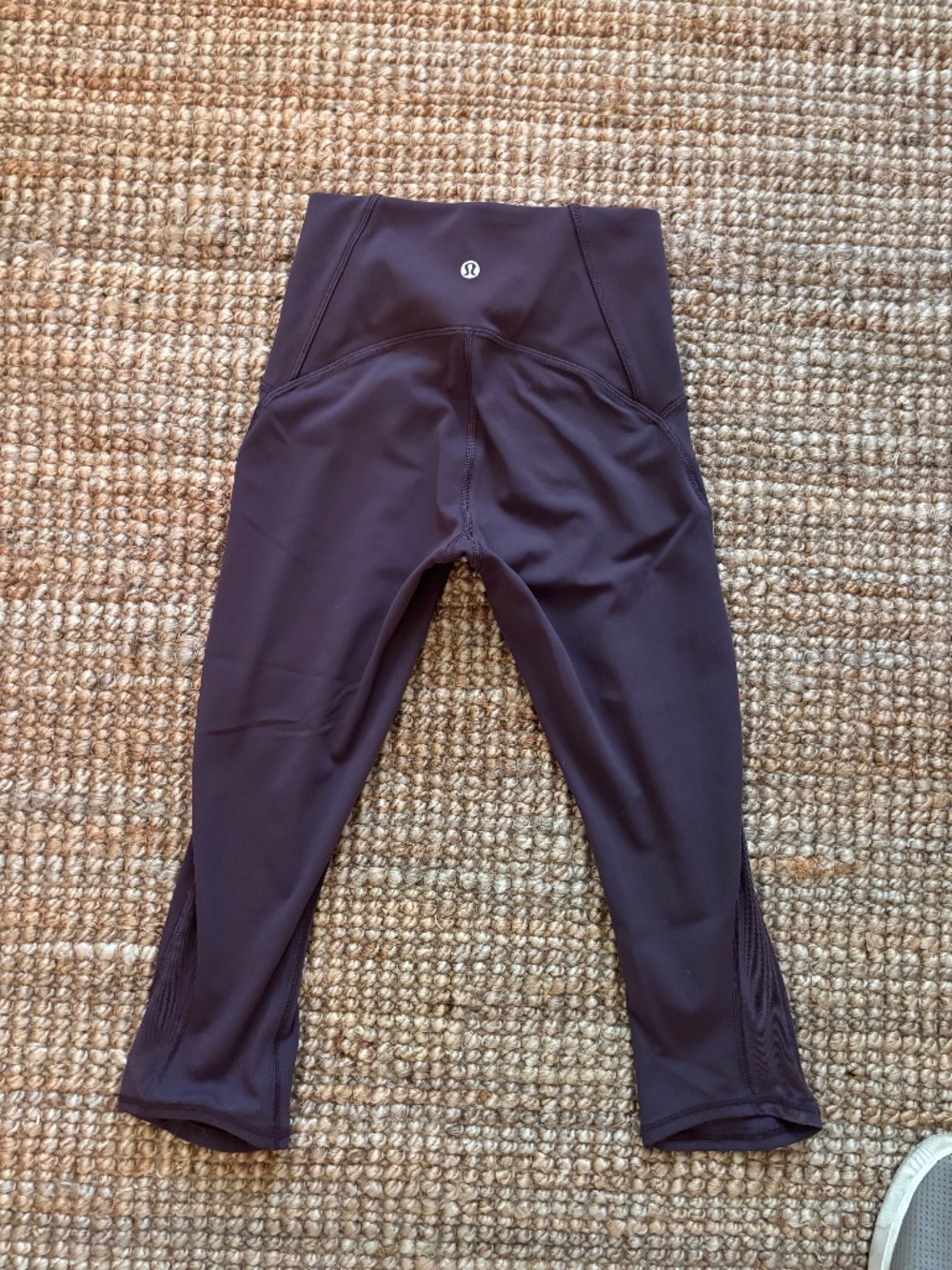 Lululemon In Movement Crop Leggings Size 2